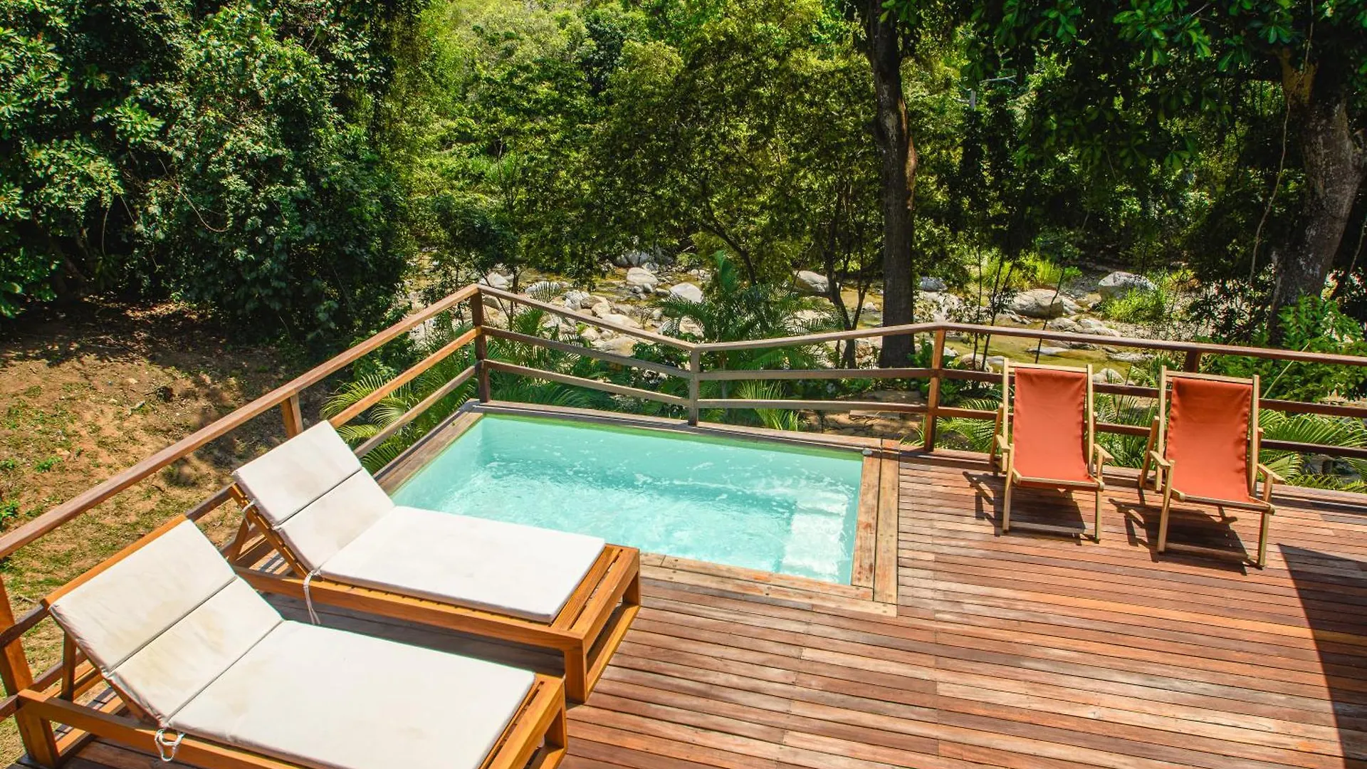 Senda Loto Retreat Meditation Yoga Santa Marta  Kolumbie