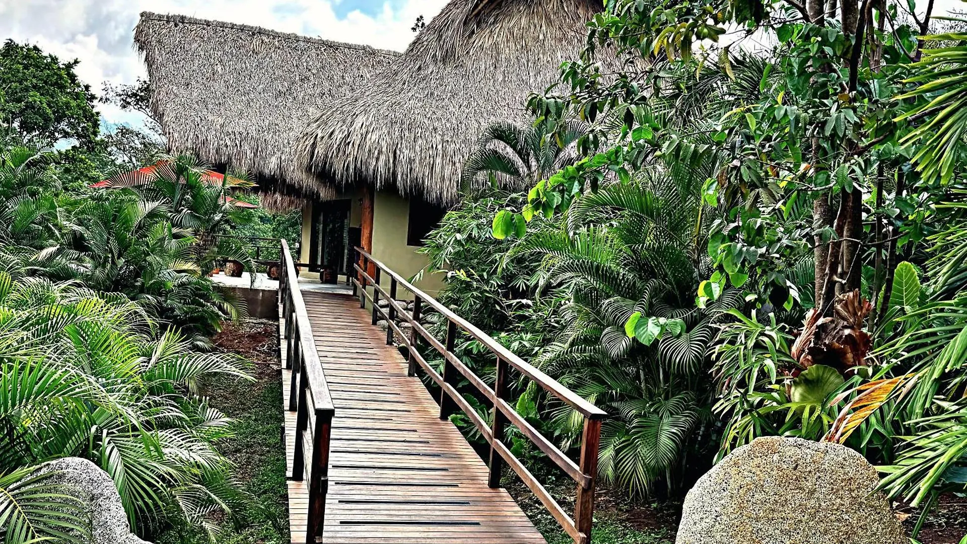 Hotel Senda Loto Retreat Meditation Yoga El Zaino